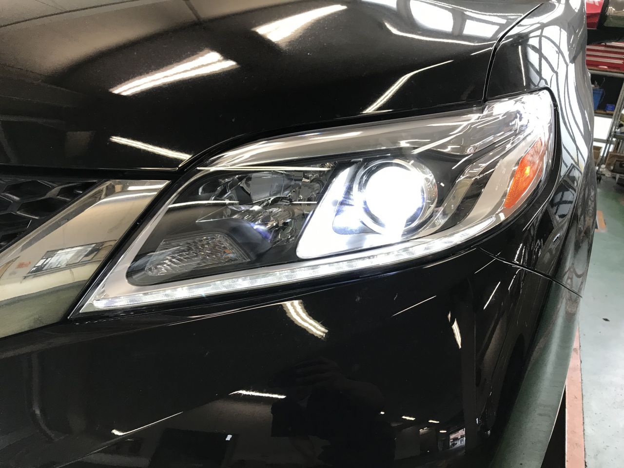 シエナ後期ヘッドライトにカスタムいたしました♪｜USトヨタ逆輸入車